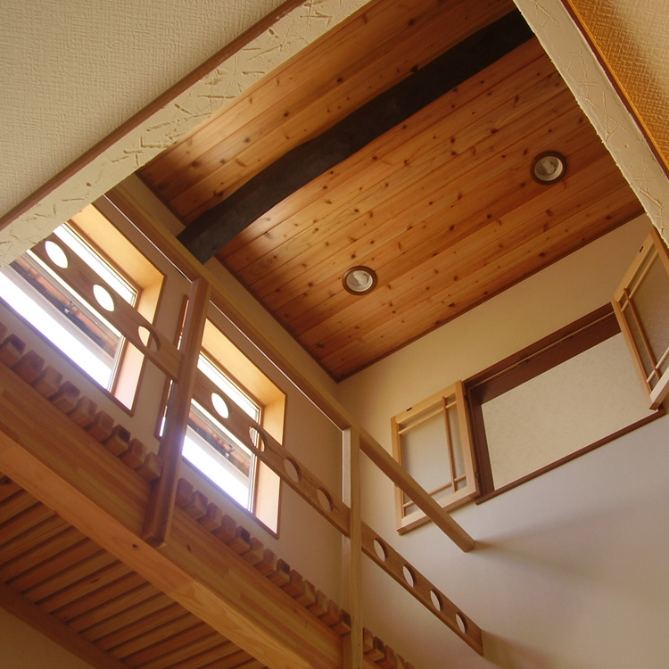 自然素材をふんだんに生かした家